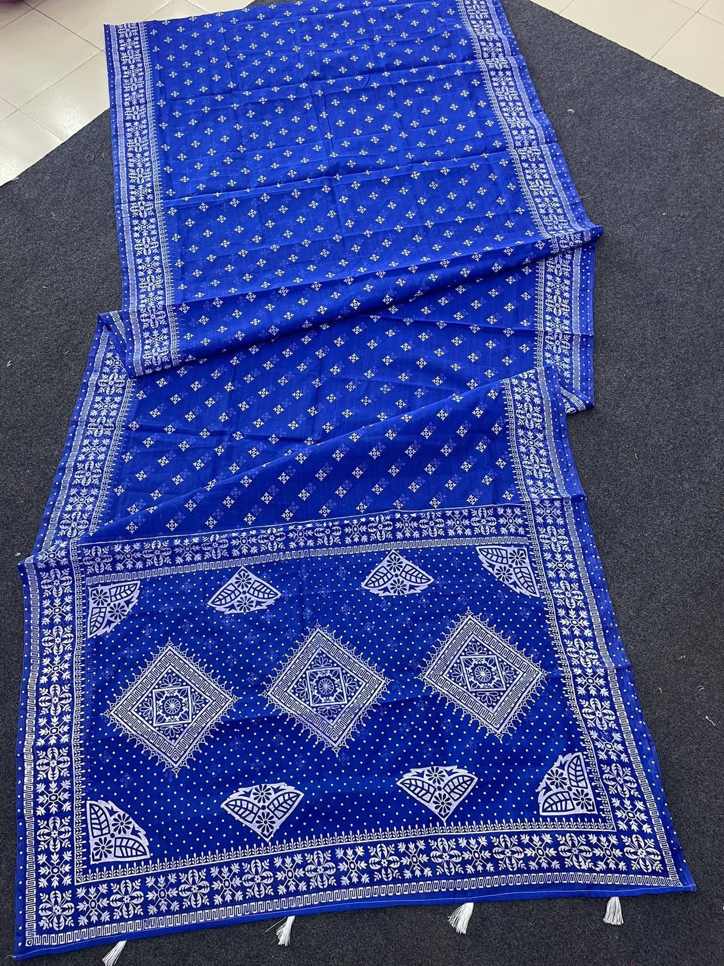 Most demanding premium quality Afsan print saree