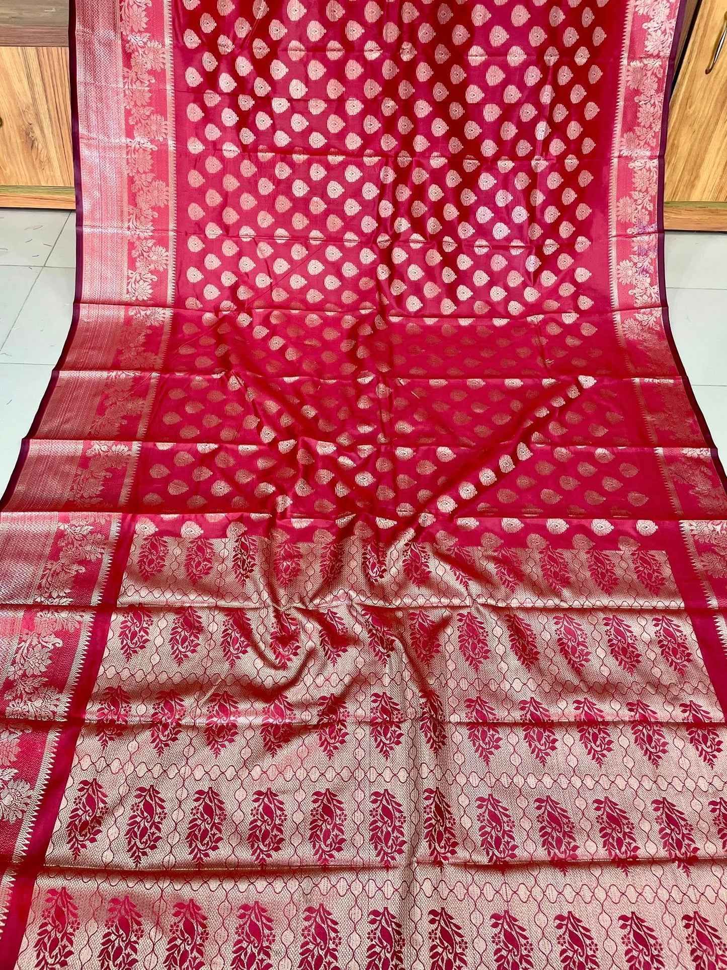 Most demanding shoft shilk katan saree